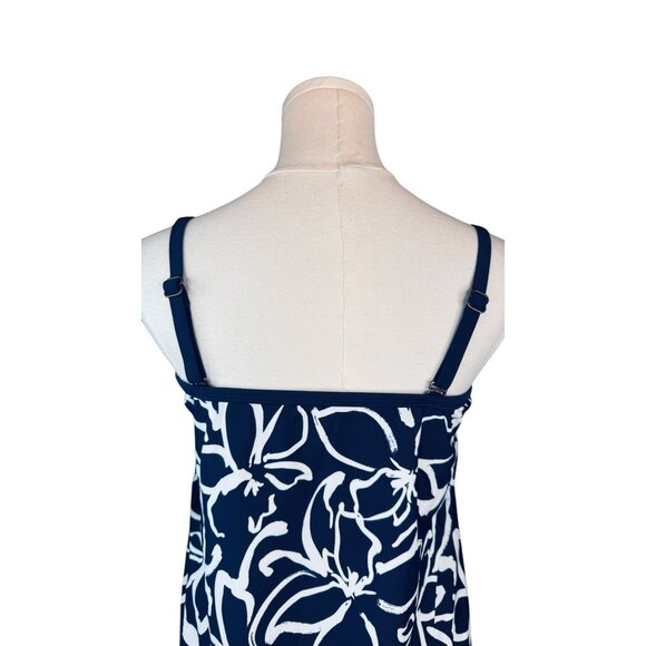 2/$30 NWT Island Escape Size 8 Waist Minimizer Navy & White Floral Tankini Top - Picture 10 of 15